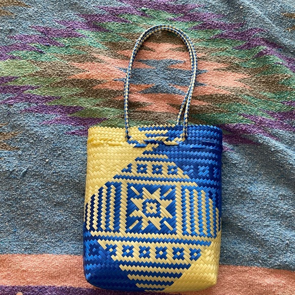 Oaxacan Handwoven Blue & White Tote Bag Purse - Picture 2 of 8